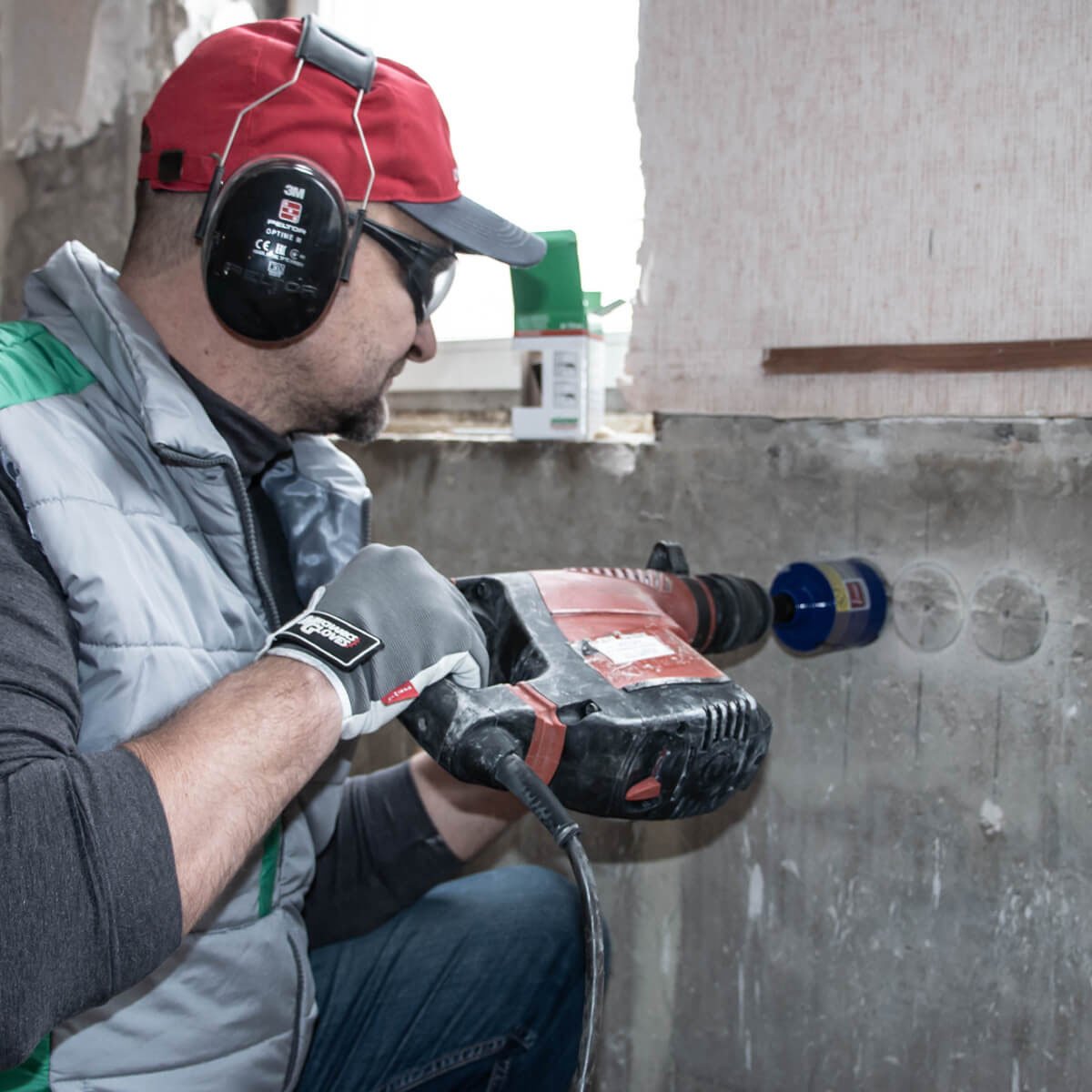 Монтажная коронка с алмазным напылением для подрозетников Distar DDS-W d82*SDS+ T-Beton