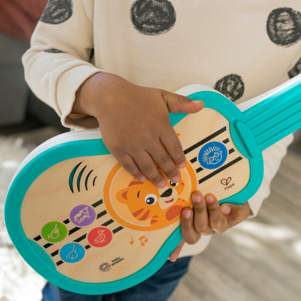Jucărie educațională Baby Einstein „Ukulele magice”