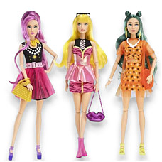 Papusa cu accesorii (Cutie deterior..