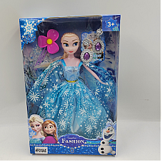 Papusa cu accesorii (Cutie deterior..