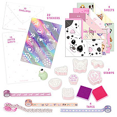 Set cutie cu accesorii..