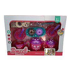 Set vesela (Cutie deteriorată)..