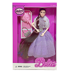 Кукла с аксессуарами..