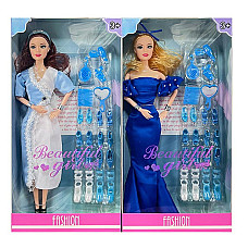 Кукла с аксессуарами..