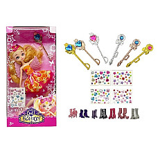 Кукла с аксессуарами..