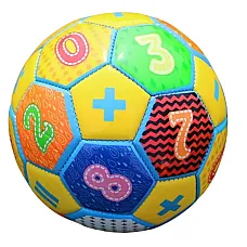 Minge de fotbal cu cifre și litere..