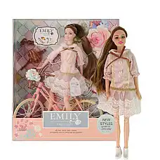 Păpușa Emily cu bicicletă..