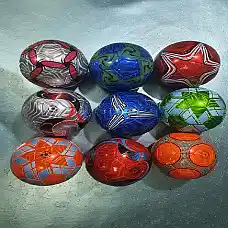 Футбольный мяч..