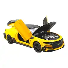 Mașină din metal..