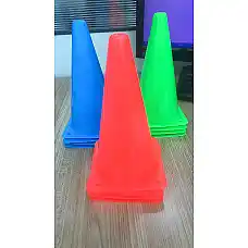 Набор конусов..