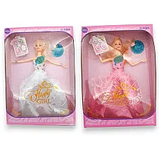 Papusa cu accesorii (Cutie deterior..