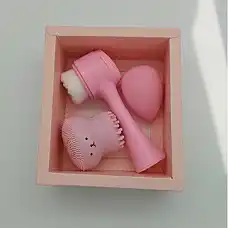 Set pentru ingrijirea fetei 3 piese..