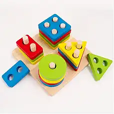 Логическая деревянная игра..