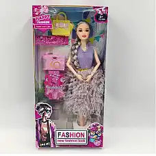 Papusa cu accesorii..