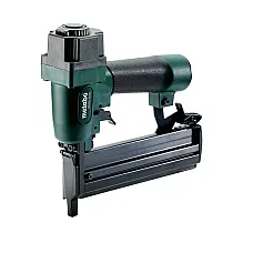 Capsator pneumatic universal cue/ca..