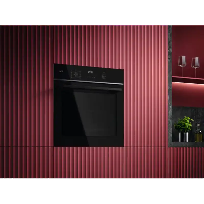 Электрический духовой шкаф AEG TU5PB431SB Черный
