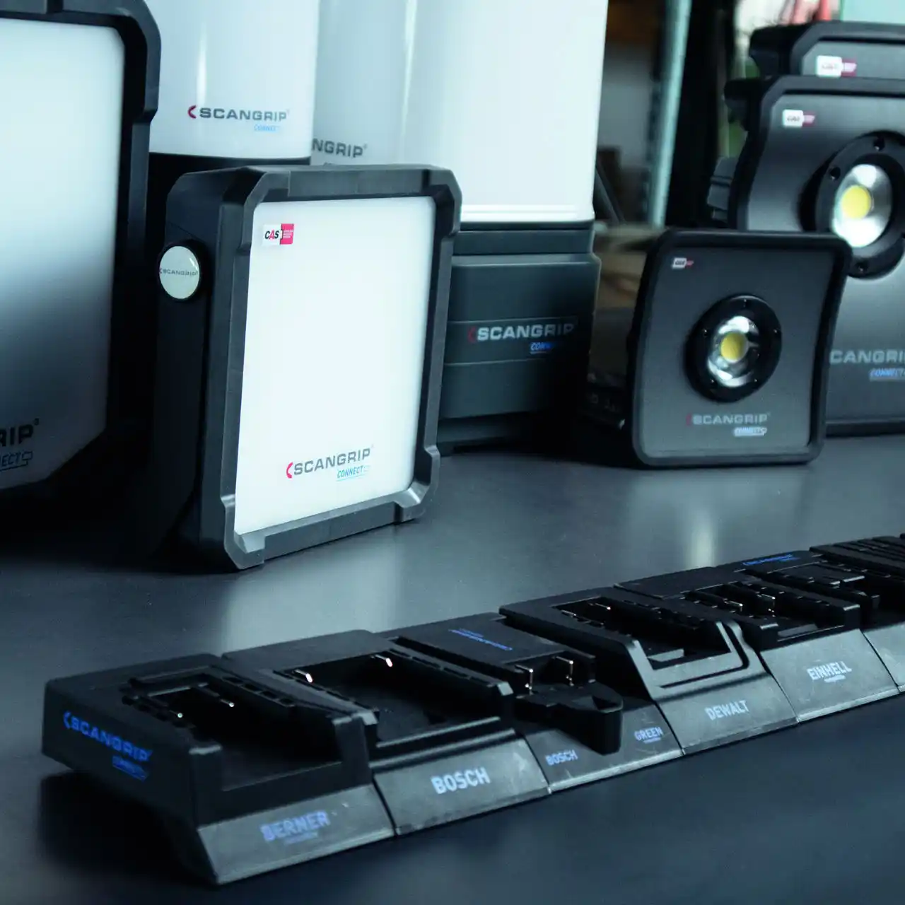 ADAPTOR SCANGRIP PENTRU MAKITA 18 V. 03.6148C