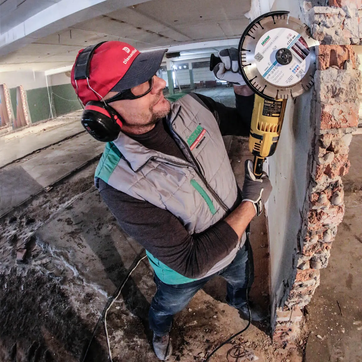 Disc diamantat DISTAR pentru beton Bestseller Universal d230