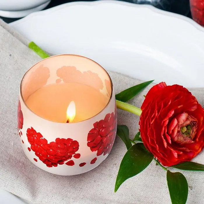 Cumpara  Decor de Paște - Ароматическая свеча, BISPOL, Любовь, 20 часов..