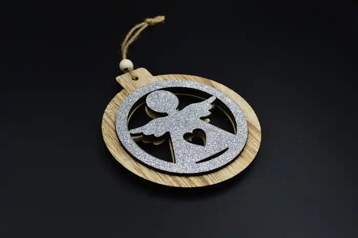 GLOBAL CHRISTMAS, Дерево