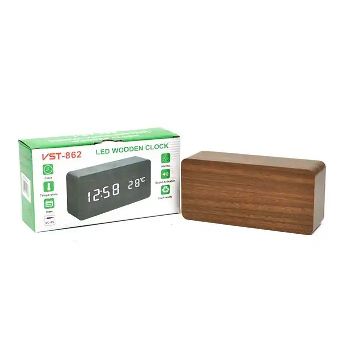 Настенные часы Пластик