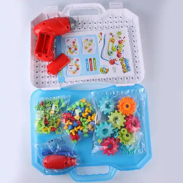 Set de construcție - mozaic cu șurubelniță (151 piese)