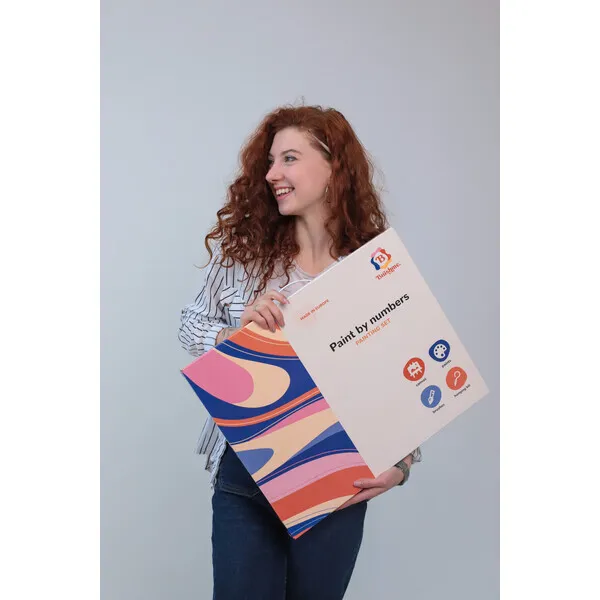 Pictură pe numere 50*40  cm (în cutie) – Fata în flori de bujor
