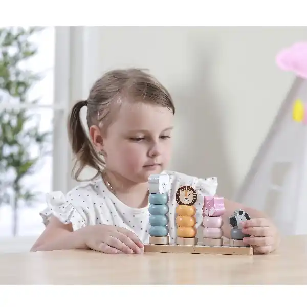 Деревянный сортер-пирамидка "Зверята"