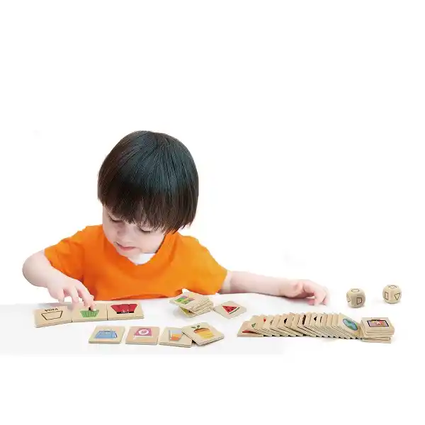 Деревянный пазл-игра “Изучаем формы” 35 эл.