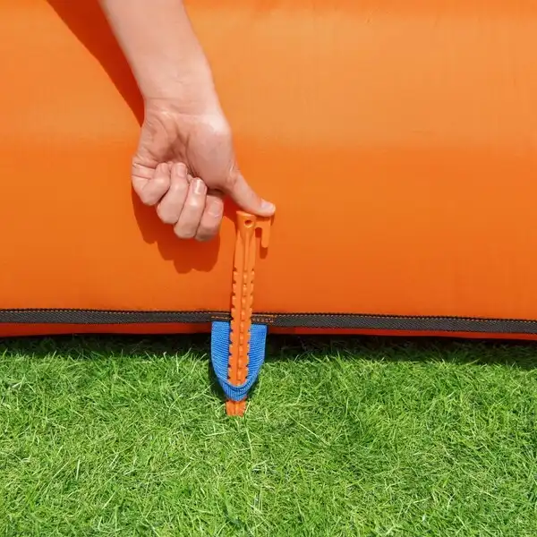 Trambulina gonflabila 194х175х170cm, cu pompa electrica