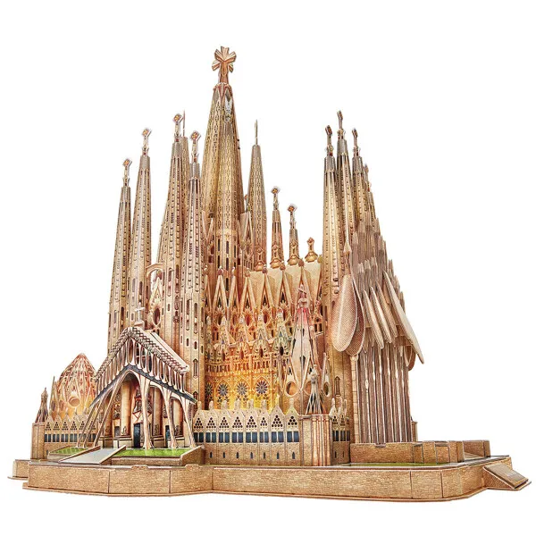 3D Puzzle „Bazilica Sagrada Familia” cu iluminare LED, 696 elemente