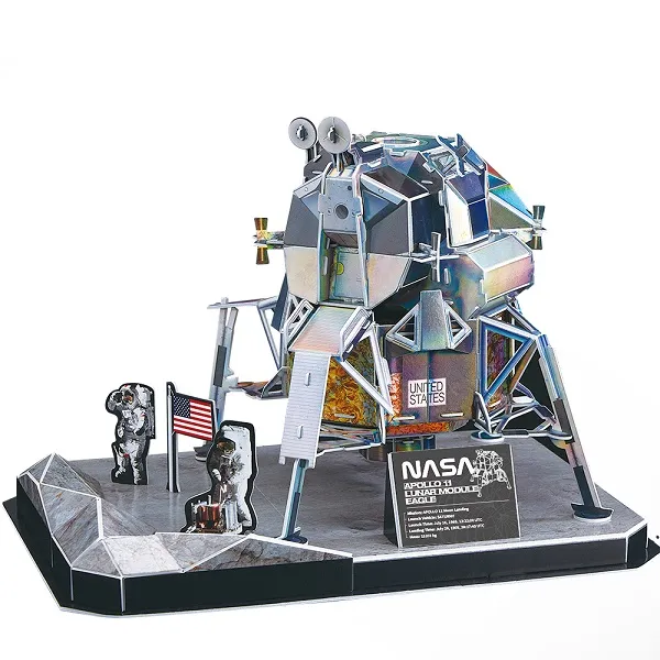 3D puzzle Modulul lunar „Eagle” al navei spațiale Apollo-11, 93 elemente