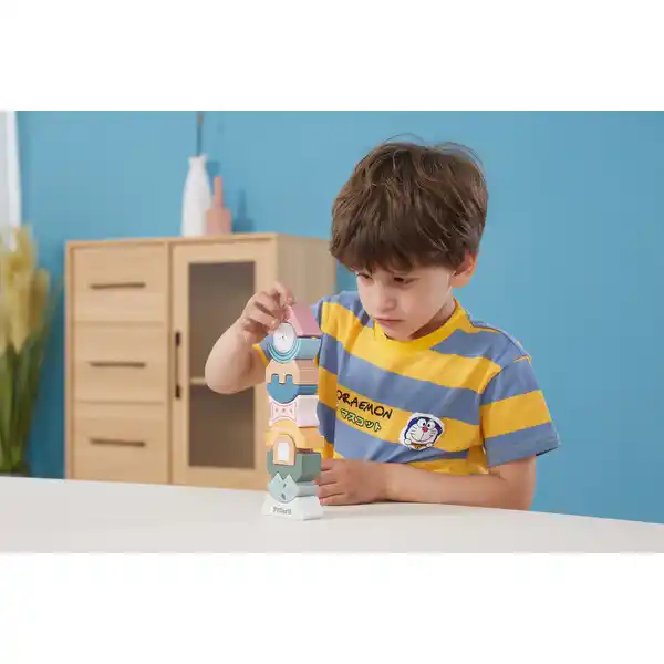 Деревянная пирамидка-балансир