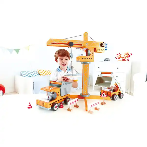 Деревянный подъёмный кран с аксессуарами