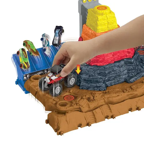 Hot Wheels Monster Trucks ARENA SMASHERS “BONE SHAKER ” Set de joc