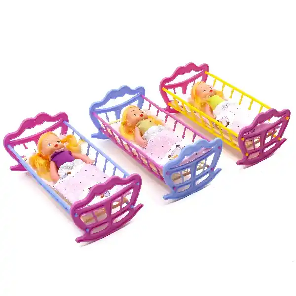 Кроватка с куклой в ассорт.