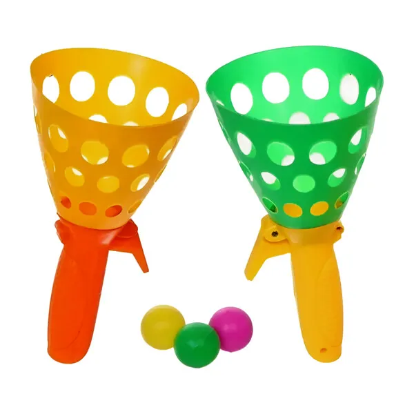 Joc „Catapulta”, 2 conuri, 3 mingi
