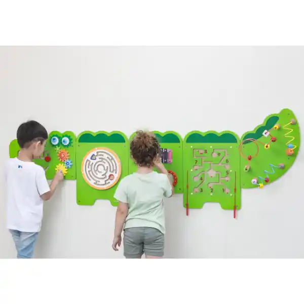 Бизиборд (настенный) «Крокодил»