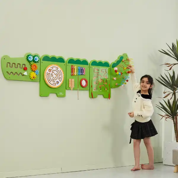 Бизиборд (настенный) «Крокодил»