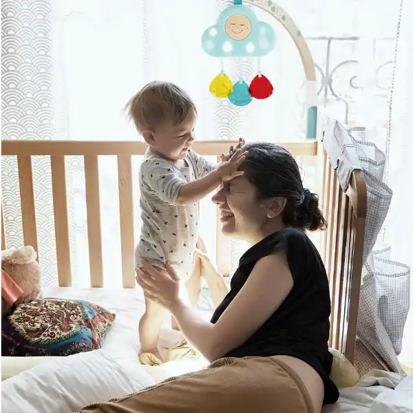 Прикроватная игрушка “Музыкальное облако света”