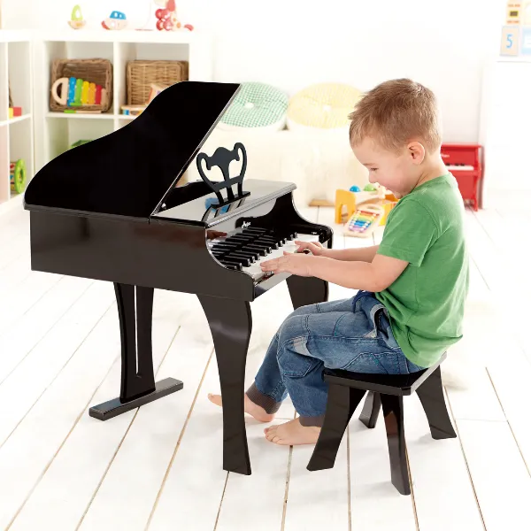 Instrument muzical „Pian negru cu scaun”