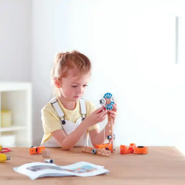 Constructor din lemn “Laborator magnetic”