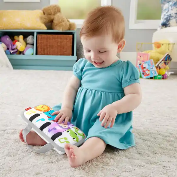 Fisher-Price Развивающая плюшевая игрушка для игры на животике “Пианино”