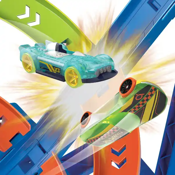 Hot Wheels трек “Авария на cкоростной  спирали”