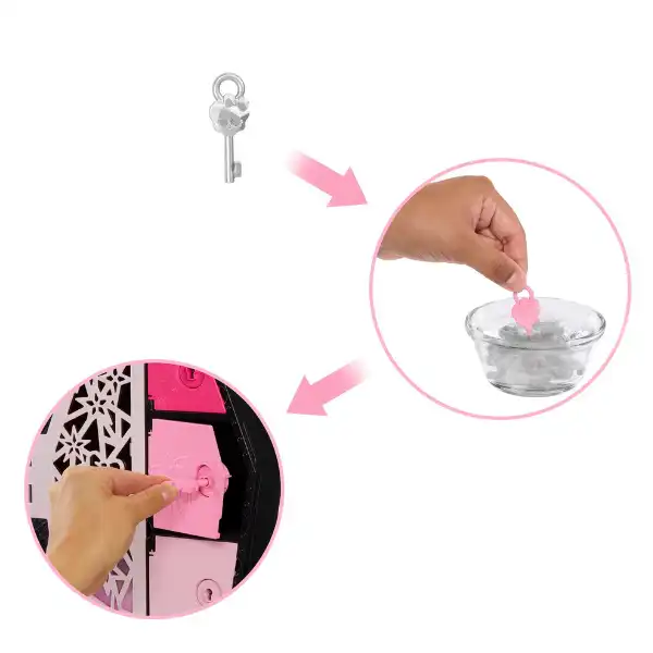 Игровой набор Monster High “Дракулаура и Секреты в ее шкафу “, с аксессуарами