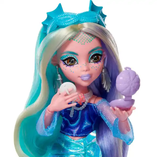 Игровой набор Monster High “Лагуна Блю и Секреты в ее шкафу “, с аксессуарами