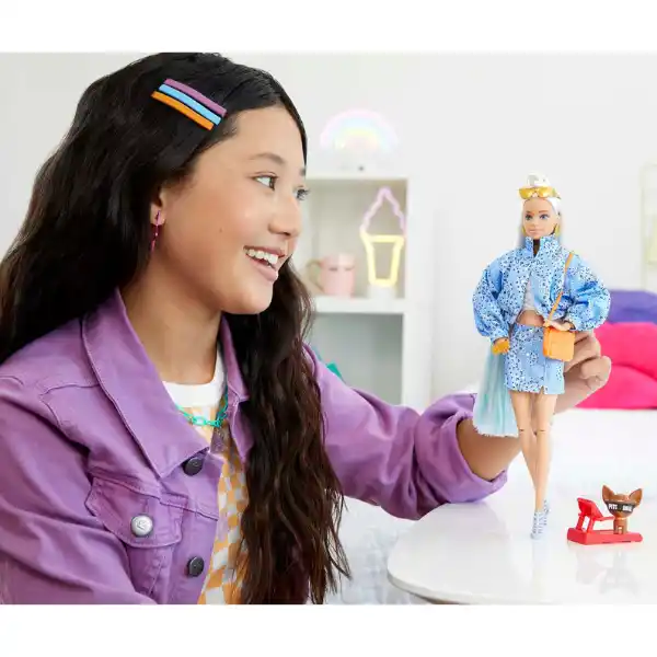 Набор Barbie Экстра “Barbie в голубом костюме”