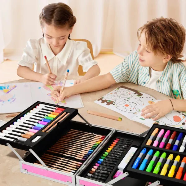 Set pentru desen și creativitate în valiză roz