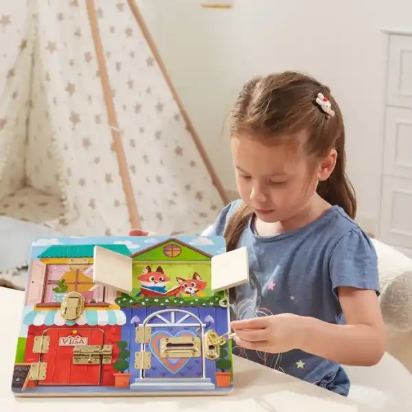 Бизиборд (настенный) "Открой-закрой замочки"