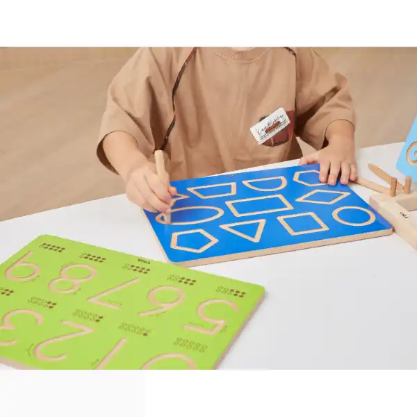 Деревянная доска для подготовки руки к письму